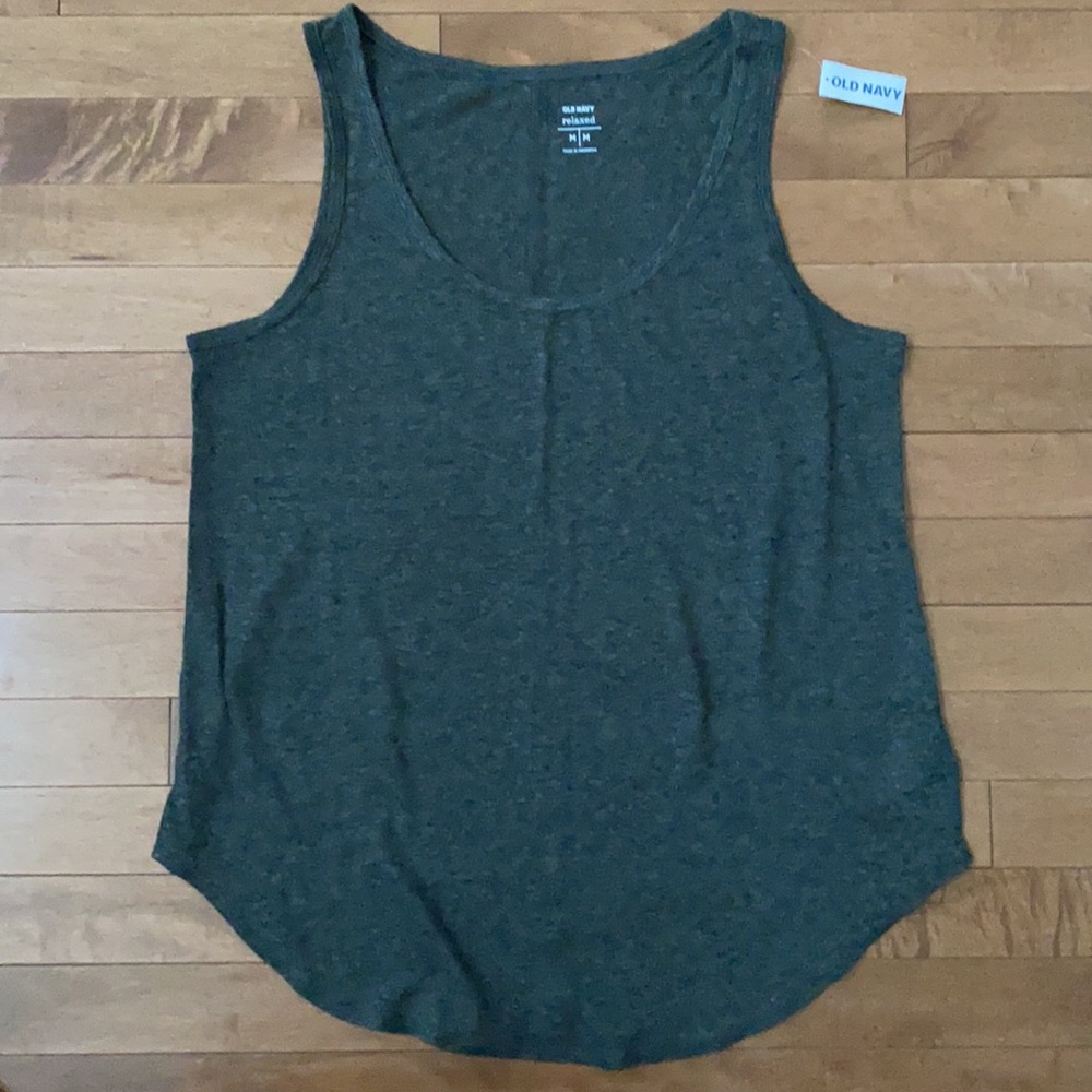 Old Navy Women’s Tank Size M NWT